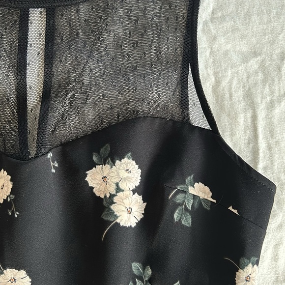 Express Dress - Picture 2 of 5